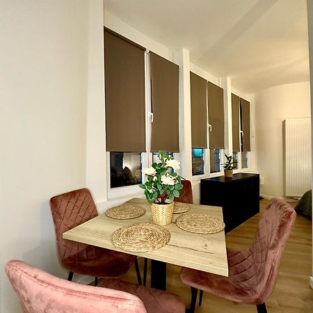 Luxury Suites Mons By Rikas Hotels Extérieur photo