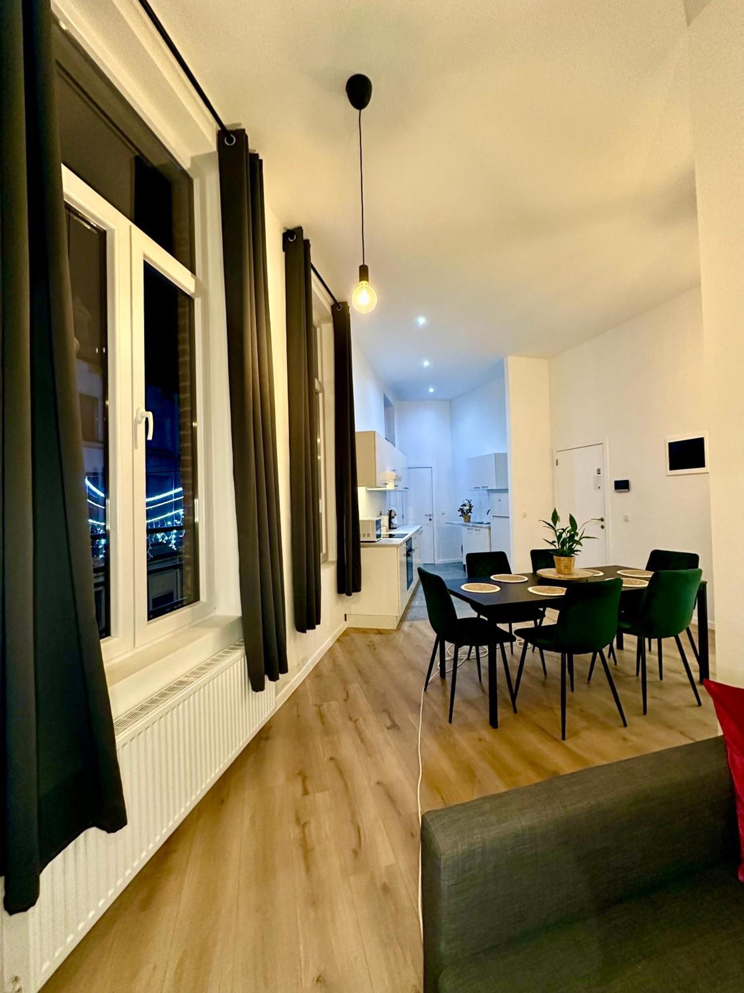 Luxury Suites Mons By Rikas Hotels Extérieur photo