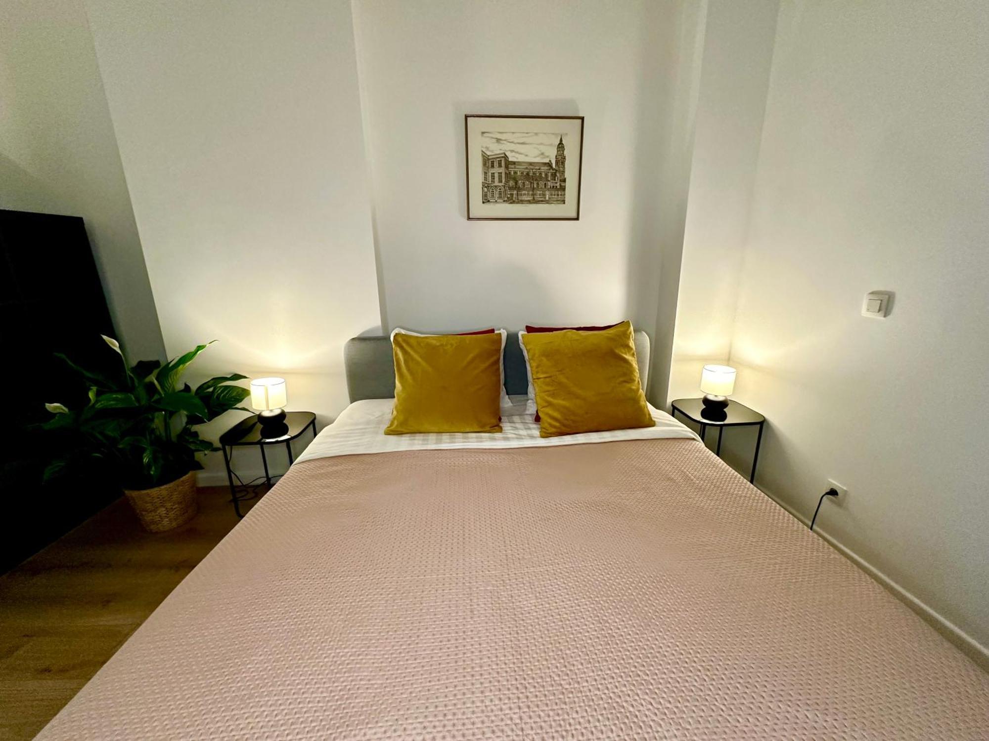 Luxury Suites Mons By Rikas Hotels Extérieur photo