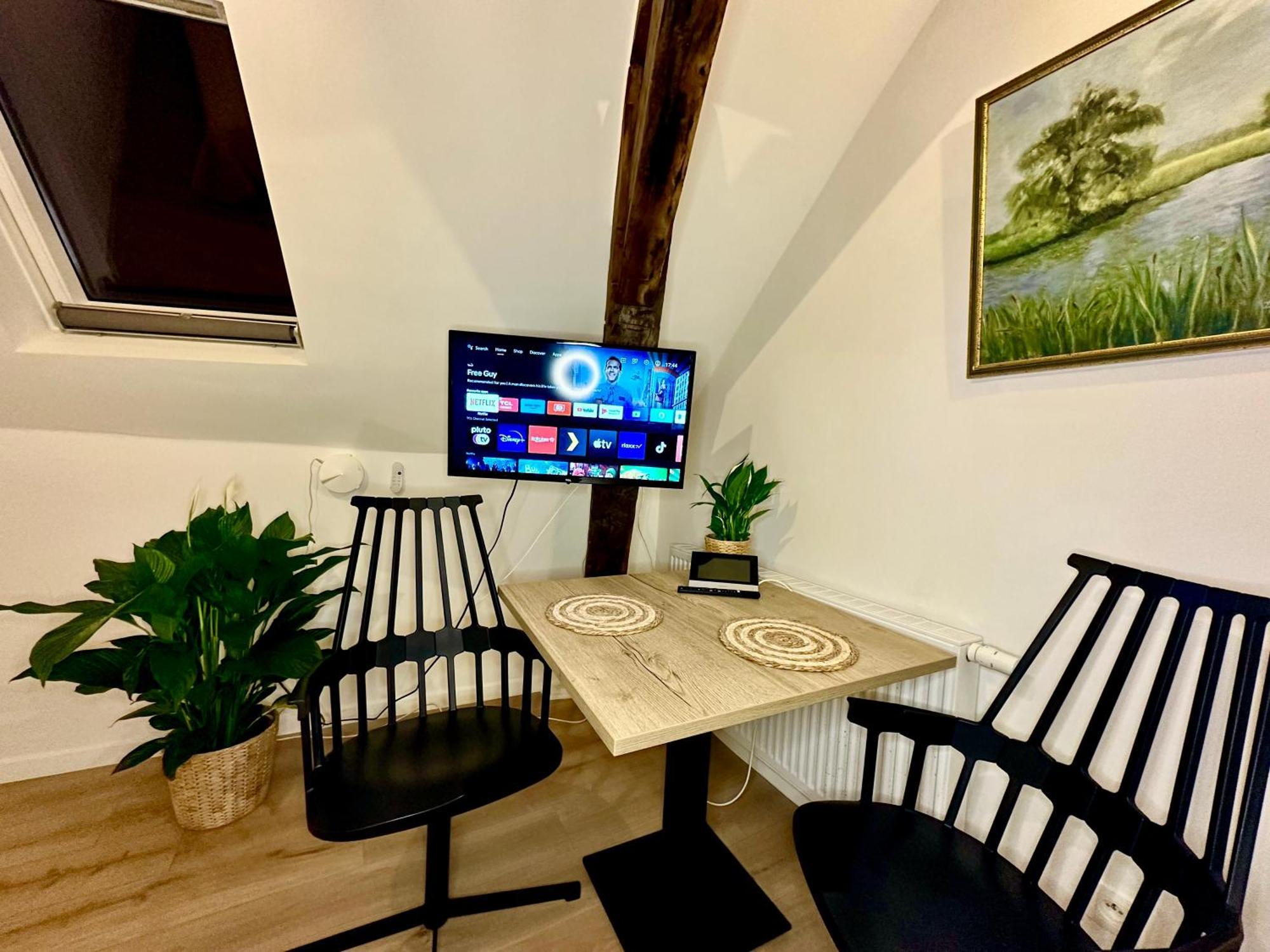 Luxury Suites Mons By Rikas Hotels Extérieur photo