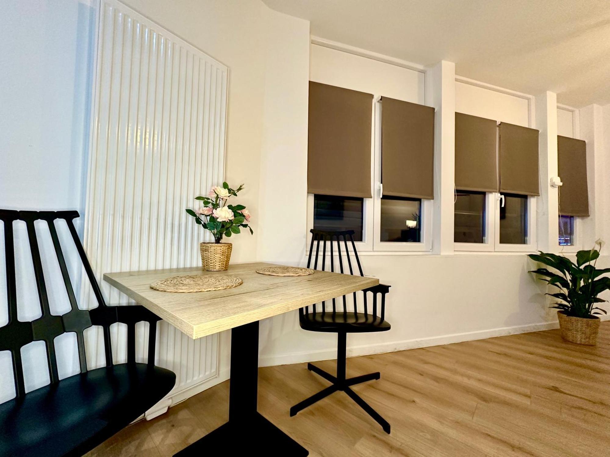Luxury Suites Mons By Rikas Hotels Extérieur photo